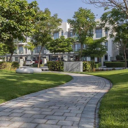 Stay By Latinem Luxury 2Br Holiday Home Cv B1309 Near Burj Khalifa Dubai Exterior foto